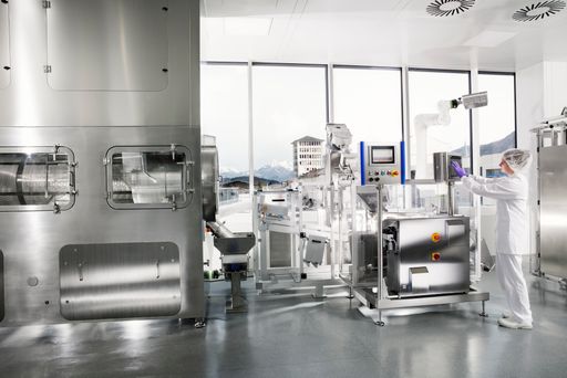 Fotoshooting bei SANDOZ-AG in Kundl im Februar
2024.Contact for Image-Info :.marina-konrad-maerk@sandoz.com.....