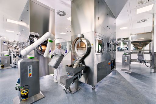 Vorschau Bild von Fotoshooting bei SANDOZ-AG in Kundl im Februar
2024.Contact for Image-Info :.marina-konrad-maerk@sandoz.com.....