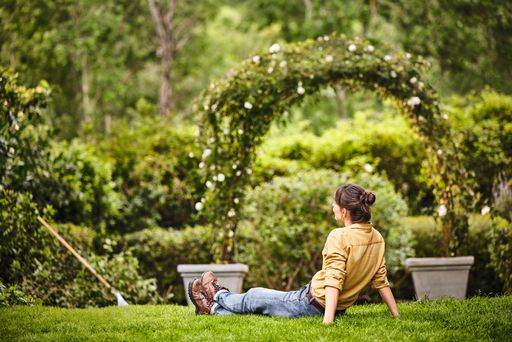  Ordentliche Gärten wirken einladend und so ist es nicht
verwunderlich, dass Ordnung im Garten für etwas mehr als die Hälfte
der im Rahmen der Umfrage zum STIHL Garten-Barometers 2024 befragten
Gartenbesitzerinnen und Gartenbesitzer (52 %) wichtig bzw. sehr
wichtig ist. / Weiterer Text über ots und
www.presseportal.de/nr/64484 / Die Verwendung dieses Bildes für
redaktionelle Zwecke ist unter Beachtung aller mitgeteilten
Nutzungsbedingungen zulässig und dann auch honorarfrei.
Veröffentlichung ausschließlich mit Bildrechte-Hinweis.