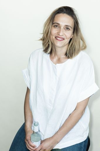  Anna Abermann CEO