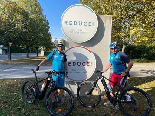 Vorschau Bild von Manfred Pranger und Reinfried Herbst zu Gast im
REDUCE mit ihrem Programm "Wir bewegen euch"