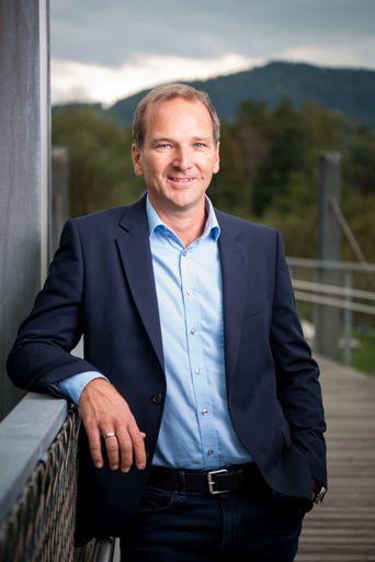 Vorschau Bild von Mag. Gernot Memmer (Managing Partner und
Geschäftsführer)
