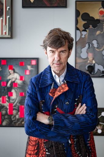  Seine Ausstellung im ice Q in Sölden beeindruckte
Besucherinnen und Besucher bereits seit Wochen, zur Finissage kam
Stefan Sagmeister höchstpersönlich nach Tirol.