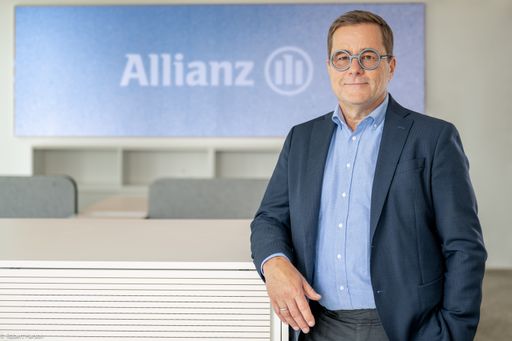 Vorschau Bild von Christoph Marek legt sein Amt zum 14. April 2024 im
beidseitigen Einvernehmen nieder.