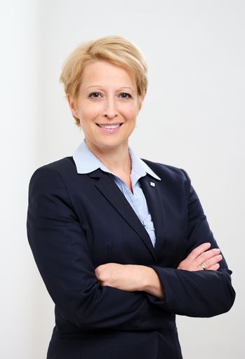 Am 7. April ist Weltgesundheitstag. Anlässlich des
internationalen Aktionstages hat die DONAU Versicherung eine
österreichweite Studie zum Thema Gesundheit und Vorsorge
durchgeführt. Untersucht wurden unter anderem der Gesundheitszustand
der Österreicher:innen und bevorzugte Gesundheitsmaßnahmen.