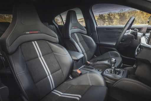 Vorschau Bild von Ford Focus ST Edition - Interior / Weiterer Text über ots und
https://www.ots.at/pressemappe/DE143363 / Die Verwendung dieses
Bildes für redaktionelle Zwecke ist unter Beachtung aller
mitgeteilten Nutzungsbedingungen zulässig und dann auch honorarfrei.
Veröffentlichung ausschließlich mit Bildrechte-Hinweis.