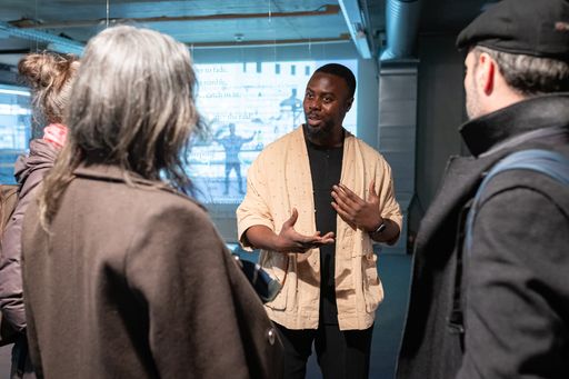 Vorschau Bild von Internationalität liegt in der DNA der neuen Technischen
Universität IT:U in Linz. Das zeigt sich bei den knapp 400
Bewerbungen für die offenen Professuren oder bspw. ebenso beim
Founding Lab der IT:U.