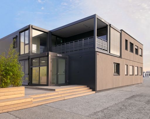 Vorschau Bild von Die erst kürzlich neu entwickelte Produktlinie CONTAINEX PLUS
Line sorgt für mehr Komfort und Nachhaltigkeit. Hier ist sie im
Musterpark Wiener Neudorf zu sehen.