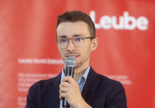 Vorschau Bild von BM DI DI Dr. Simon Handler