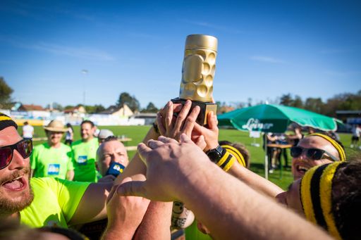 Vorschau Bild von 88.6 Schanigarten Weltmeister Pokal