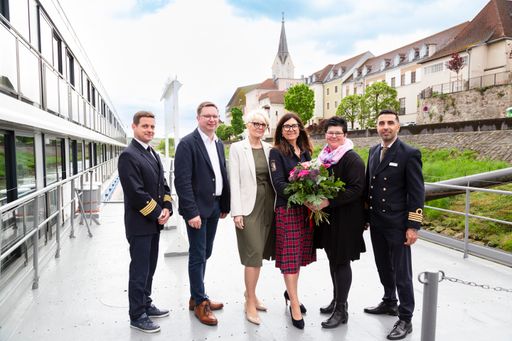 Bild zu OTS - Entdeckertour auf einem Kreuzfahrtschiff -
Schiffsbesichtigung am 16. April 2024 in Ybbs