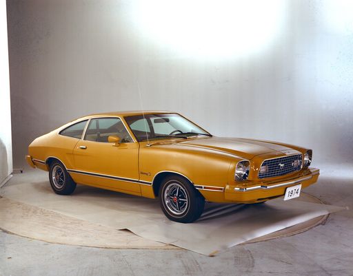 Vorschau Bild von BU#2: Gen#1 1965 Ford Mustang / Die Verwendung
dieses Bildes für redaktionelle Zwecke ist unter Beachtung aller
mitgeteilten Nutzungsbedingungen zulässig und dann auch honorarfrei.
Veröffentlichung ausschließlich mit Bildrechte-Hinweis.