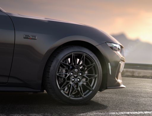 Vorschau Bild von 2024 Ford Mustang GT Styling Paket / Die Verwendung
dieses Bildes für redaktionelle Zwecke ist unter Beachtung aller
mitgeteilten Nutzungsbedingungen zulässig und dann auch honorarfrei.
Veröffentlichung ausschließlich mit Bildrechte-Hinweis.
