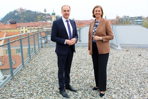 Leonhard Schneemann (Wirtschaftslandesrat
Burgenland) & Barbara Eibinger-Miedl (Wirtschaftslandesrätin
Steiermark)