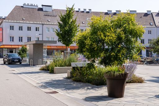 Vorschau Bild von Der neugestaltete Platz in Attnang-Puchheim