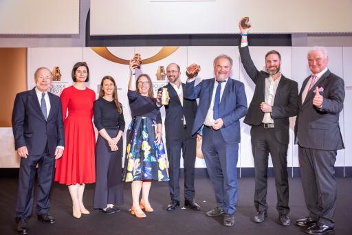 v.l.n.r.: Erich Hampel (B&C), Birgit Noggler (B&C), Sandra
Wachter (Universität Oxford), Katrin Tiffner (Joanneum Research),
Ariel Bensimon (Solgate), Jürgen Knoblich (ÖAW), Gerald
Mitteramskogler (Incus GmbH), Wolfgang Hofer (B&C)