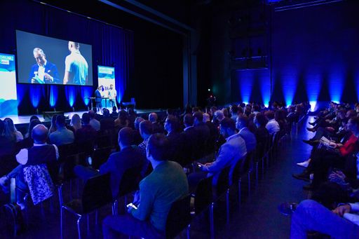 Im Zentrum der Zusammenarbeit steht der neue Branchengipfel
"Sport Marke Medien", der am 2. und 3. Dezember 2024 im Rahmen der
ISPO in München seine Premiere feiern wird. / Weiterer Text über ots
und www.presseportal.ch/de/nr/100097547 / Die Verwendung dieses
Bildes für redaktionelle Zwecke ist unter Beachtung aller
mitgeteilten Nutzungsbedingungen zulässig und dann auch honorarfrei.
Veröffentlichung ausschließlich mit Bildrechte-Hinweis.