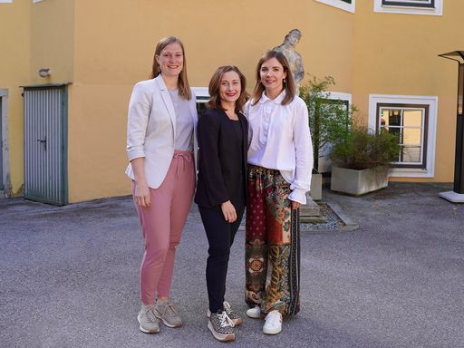  Personen am Bild (v.l.): Maria Binder, Martina
Winkler, Elisabeth Mathy
