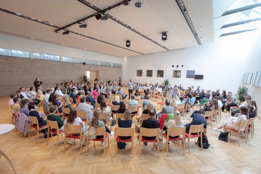  Fishbowl Session mit den Teilnehmer:innen auf der
Convention4u 2023
