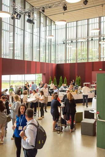 Vorschau Bild von Convention4u Teilnehmer:innen in der Homebase der
Convention4u 2022