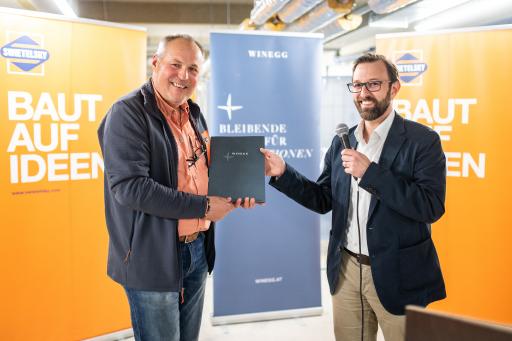 v.l.n.r. Walter Heissler (Swietelsky) und Ing.
Michael Van Aken (WINEGG)