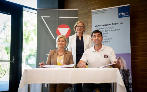 FH St Pölten, St Pölten,
Niederösterreich.Pressekonferenz anlässlich einer Kooperation
zwischen dem Bundesheer und der Cyber Security Austria mit
Bundesministerin Klaudia Tanner am 13. Mai 2024.