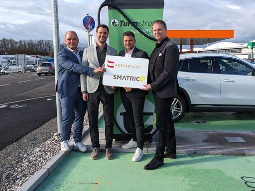 V.l.n.r.: Matthias Damberger von Doppler Energie,
Michael Villi von SMATRICS, Stefan Woschitz von Austrocard und
Thomas Dittrich von SMATRICS.
