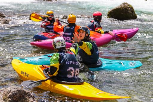 Vom 9.-12. Mai lockte das beliebte Salza Rodeo
wieder Kajak-Begeisterte aller Leistungsstufen und zahlreiche
Zusehende nach Wildalpen