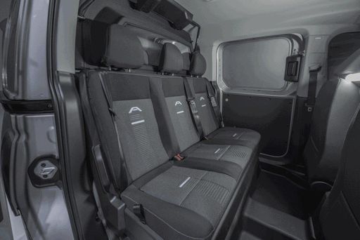 Vorschau Bild von Als Doppelkabine eröffnet die neue ab September erhältliche
Karosserievariante FlexCab des neuen Ford Transit Connect mit ihrem
besonders flexiblem Sitzkonzept neue Möglichkeiten, den Van schnell
von einem komfortablen Fünfsitzer in einen geräumigen Transporter zu
verwandeln. / Weiterer Text über ots und
https://www.ots.at/pressemappe/DE143363 / Die Verwendung dieses
Bildes für redaktionelle Zwecke ist unter Beachtung aller
mitgeteilten Nutzungsbedingungen zulässig und dann auch honorarfrei.
Veröffentlichung ausschließlich mit Bildrechte-Hinweis.