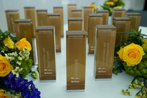 Vorschau Bild von Bereits zum zehnten Mal prämierten IFA, „Die
Presse“ und Kooperationspartner LexisNexis Österreichs beste
Steuerberater:innen.