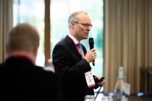 Fachexperte Dr. Alexander Biach sprach über
Zukunftsstrategien des Pharmastandorts Österreich