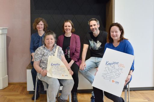  Kooperation zwischen VOI fesch und ARS Akademie.
Treffen und Vorstellung des Designs in den Räumlichkeiten der ARS
Akademie am 21.05.2024.