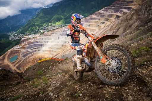 Vorschau Bild von Manuel Lettenbichler performs during the Red Bull
Erzbergrodeo 2023 in Eisenerz, Austria on June 11, 2023 // Philip
Platzer / Red Bull Content Pool // SI202306110686 // Usage for
editorial use only //