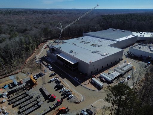 Gerresheimer baut seinen Standort Peachtree City in Georgia, USA,
in zwei Phasen deutlich aus. Das Unternehmen produziert dort Medical
Systems wie z. B. Inhalatoren oder Autoinjektoren. / Weiterer Text
über ots und www.presseportal.de/nr/9072 / Die Verwendung dieses
Bildes für redaktionelle Zwecke ist unter Beachtung aller
mitgeteilten Nutzungsbedingungen zulässig und dann auch honorarfrei.
Veröffentlichung ausschließlich mit Bildrechte-Hinweis.