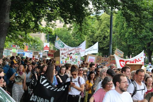 Vorschau Bild von Aktionstag Bildung Demonstration