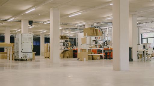 Vorschau Bild von Neue Lagerhalle von Martini Sportswear