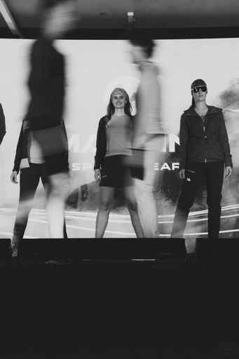 Vorschau Bild von Bild einer Fashion Show von Martini Sportswear