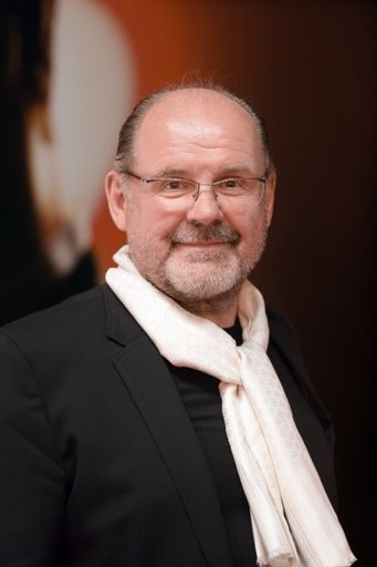  Prof. August Schmölzer