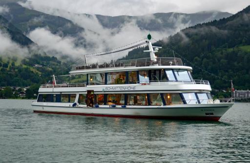 Vorschau Bild von Die „verunglückte“ MS Schmittenhöhe am Zeller See.