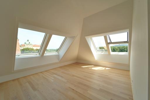 Vorschau Bild von Klosterneuburg. Fotos: © 2024 FAKRO. All rights
reserved.