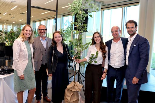 Bild zu OTS - Eröffnung des Leuchtturmprojets der Landsteiner
Gruppe
