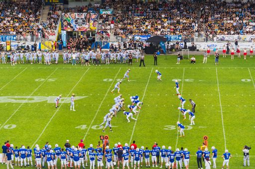 simpliTV überträgt die Football Finalspiele des
ACSL Summer Bowl 2024 exklusiv via Live-Streaming. „Es ist unser
Anspruch, das Allerbeste, was wir im Sport und Entertainment zu
bieten haben, an diesem einen Tag zu präsentieren“, sagt Lawrence
Gimeno Sierra, Gründer der ACSL.