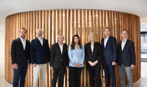  Foto: Aufsichtsrat und Vorstand der DELTA AG von
links nach rechts: René Noisternig, Wolfgang Gomernik, Wilhelm
Greiner, Christina Lang, Helga Juri, Wolfgang Kradischnig, David
Greiner © DELTA