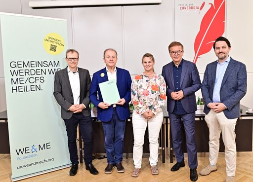 Mediengespräch der WE&ME Foundation: Christoph
Hofinger, (Foresight), Gerhard Ströck (Ströck), Kathryn Hoffmann
(MedUni Wien), Rudolf Anschober (Bundesminister a.D.), Michael
Stingl (Mediziner)