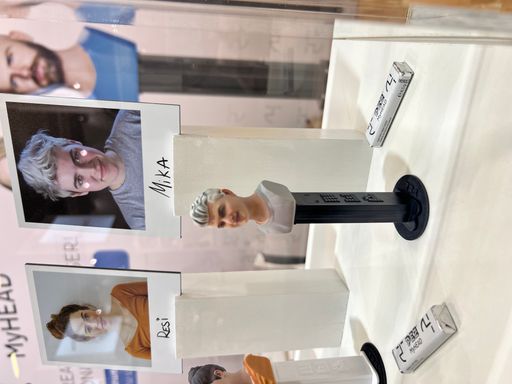 Vorschau Bild von PEZ MyHEAD Personalisierte Spenderköpfe