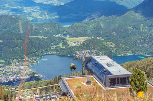 Vorschau Bild von Ausblick Zwölferhorn / Bergstation Zwölferhorn
Seilbahn