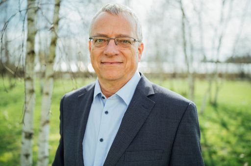 Vorschau Bild von Weleda Verwaltungsrat Prof. Dr. Harald Matthes / Weiterer Text
über ots und www.presseportal.de/nr/25239 / Die Verwendung dieses
Bildes für redaktionelle Zwecke ist unter Beachtung aller
mitgeteilten Nutzungsbedingungen zulässig und dann auch honorarfrei.
Veröffentlichung ausschließlich mit Bildrechte-Hinweis.
