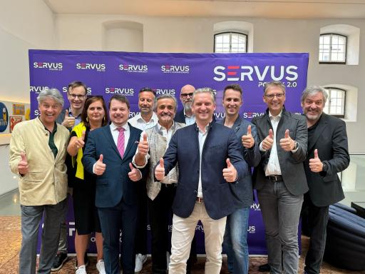  Die ersten Kandidaten der SERVUS Partei
