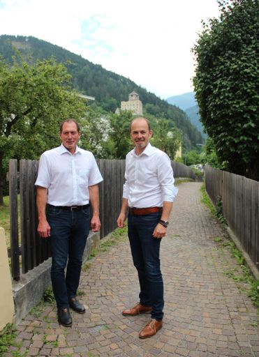 Josef Moosbrugger, Päsident der Landwirtschaftskammer Österreich
(l.) und Josef Hechenberger, Präsident der Landwirtschaftkammer
Tirol (r.).