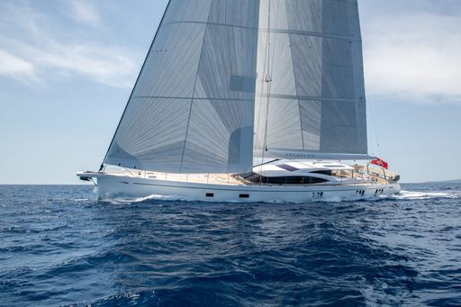 Die 37 Meter lange Segelyacht ARCHELON kann über Ocean
Independence ab 120.000 Euro pro Woche gebucht werden. / Weiterer
Text über ots und www.presseportal.de/nr/175649 / Die Verwendung
dieses Bildes für redaktionelle Zwecke ist unter Beachtung aller
mitgeteilten Nutzungsbedingungen zulässig und dann auch honorarfrei.
Veröffentlichung ausschließlich mit Bildrechte-Hinweis.